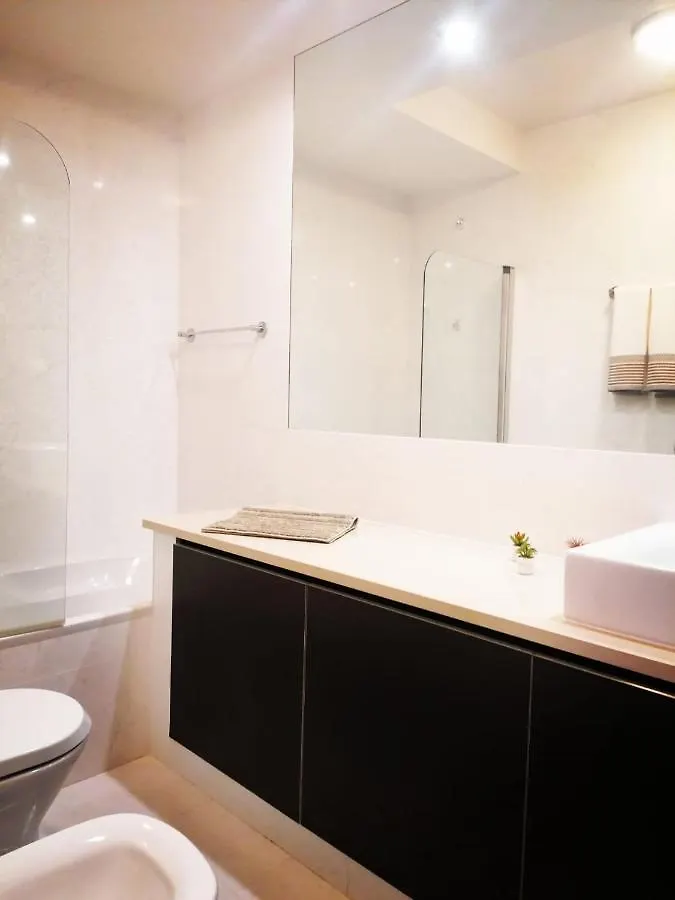Praia Da Luz Mar E Sol Apartamento アパート